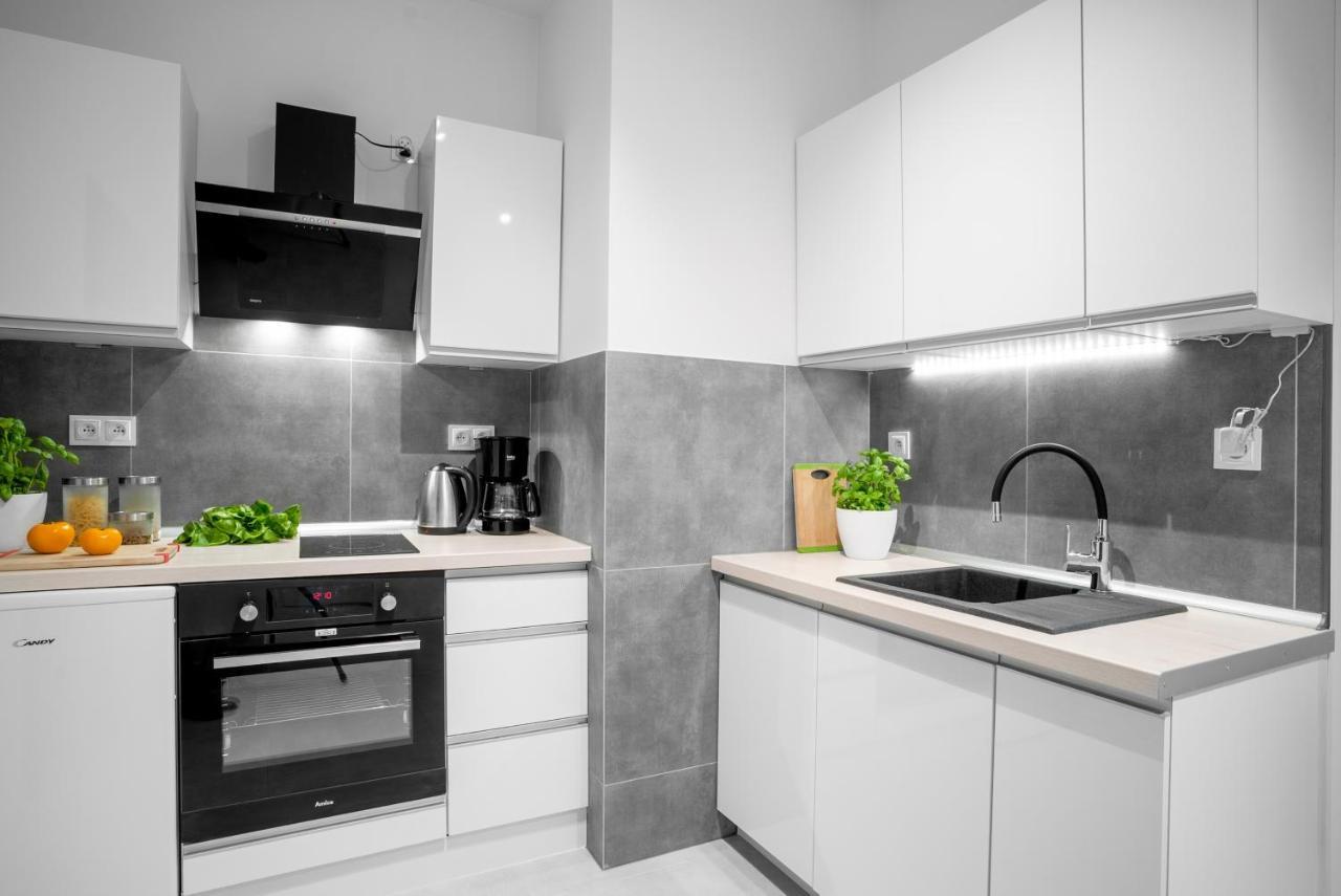 Apartamenty Homely Place Centrum - Stary Rynek - Parking Poznań Exterior foto
