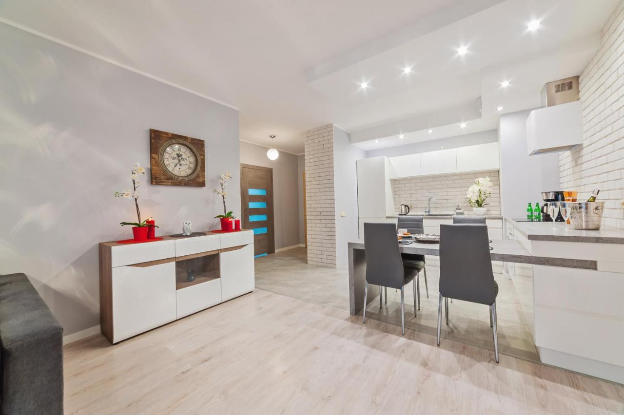 Apartamenty Homely Place Centrum - Stary Rynek - Parking Poznań Exterior foto